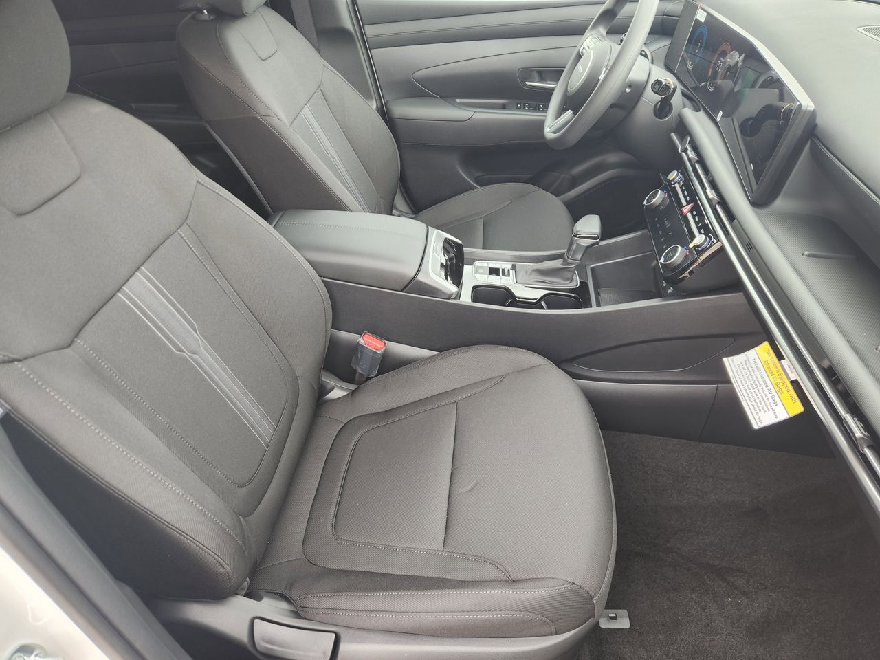 New 2026 W6H White Hyundai SEL FWD image 9