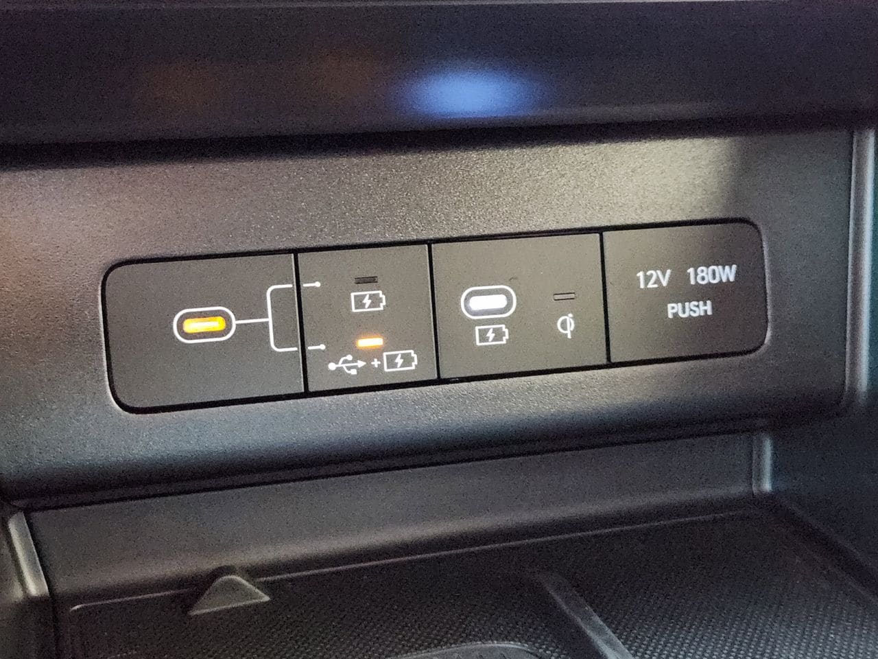 New 2026 T4A Silver Hyundai SEL Sport image 18