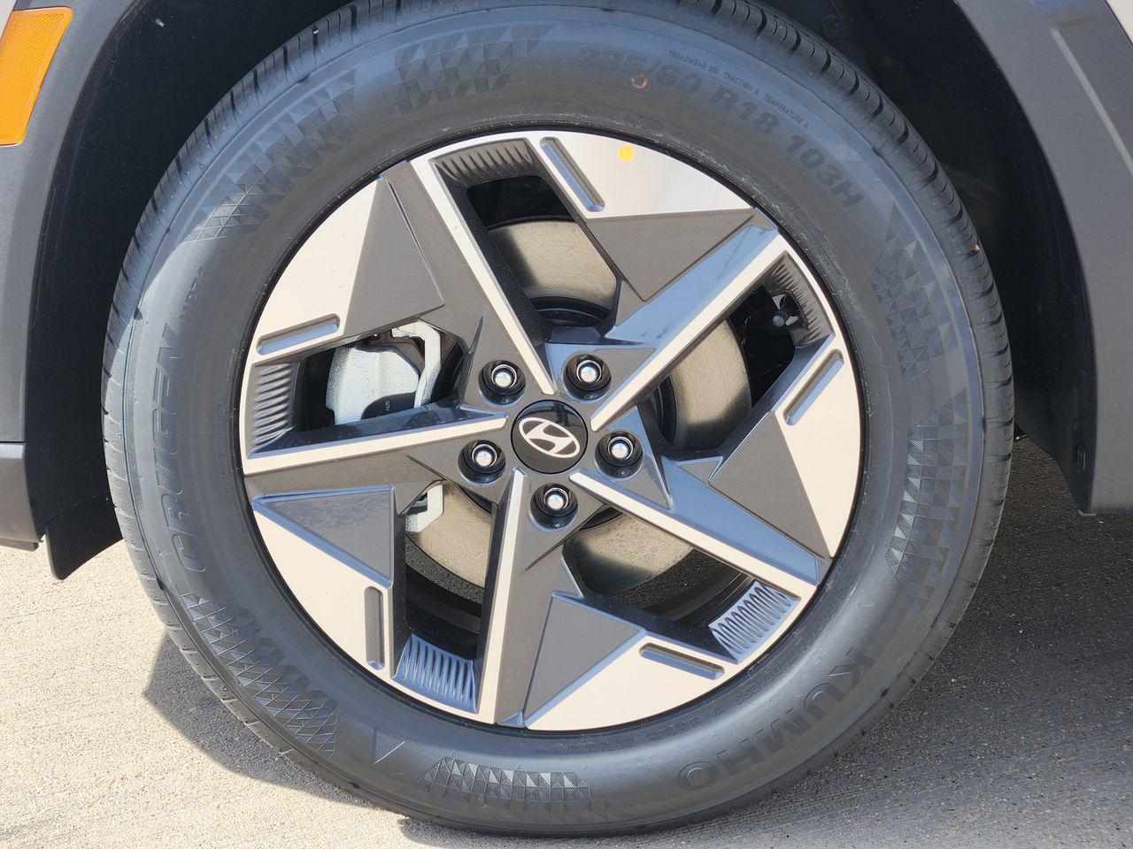 New 2026 R2T Silver Hyundai SEL FWD image 7