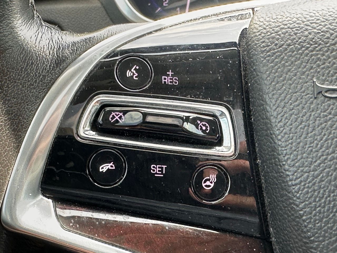 Used 2016 Graphite CADILLAC Luxury image 27