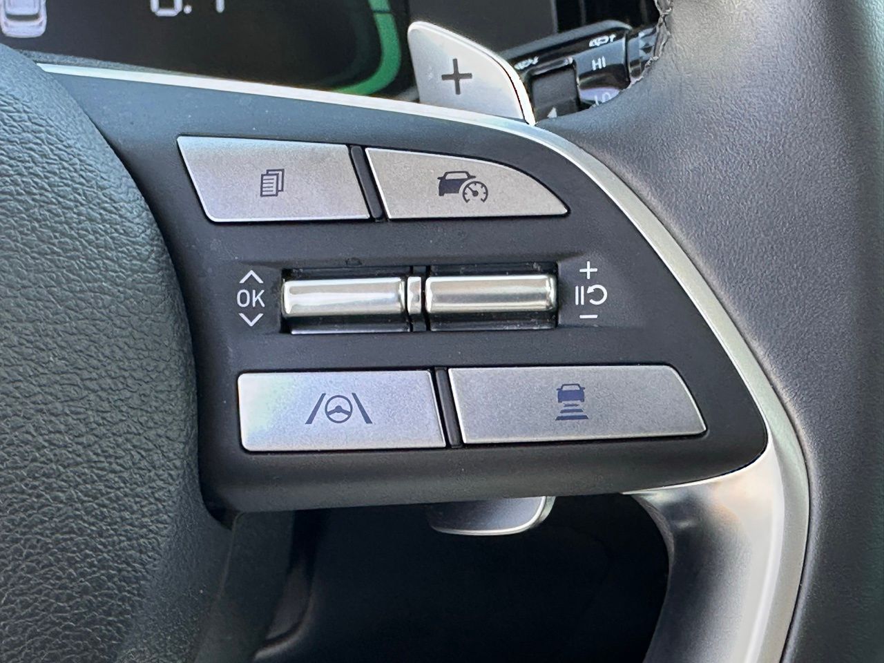 Used 2024 Hyper White Hyundai XRT image 34