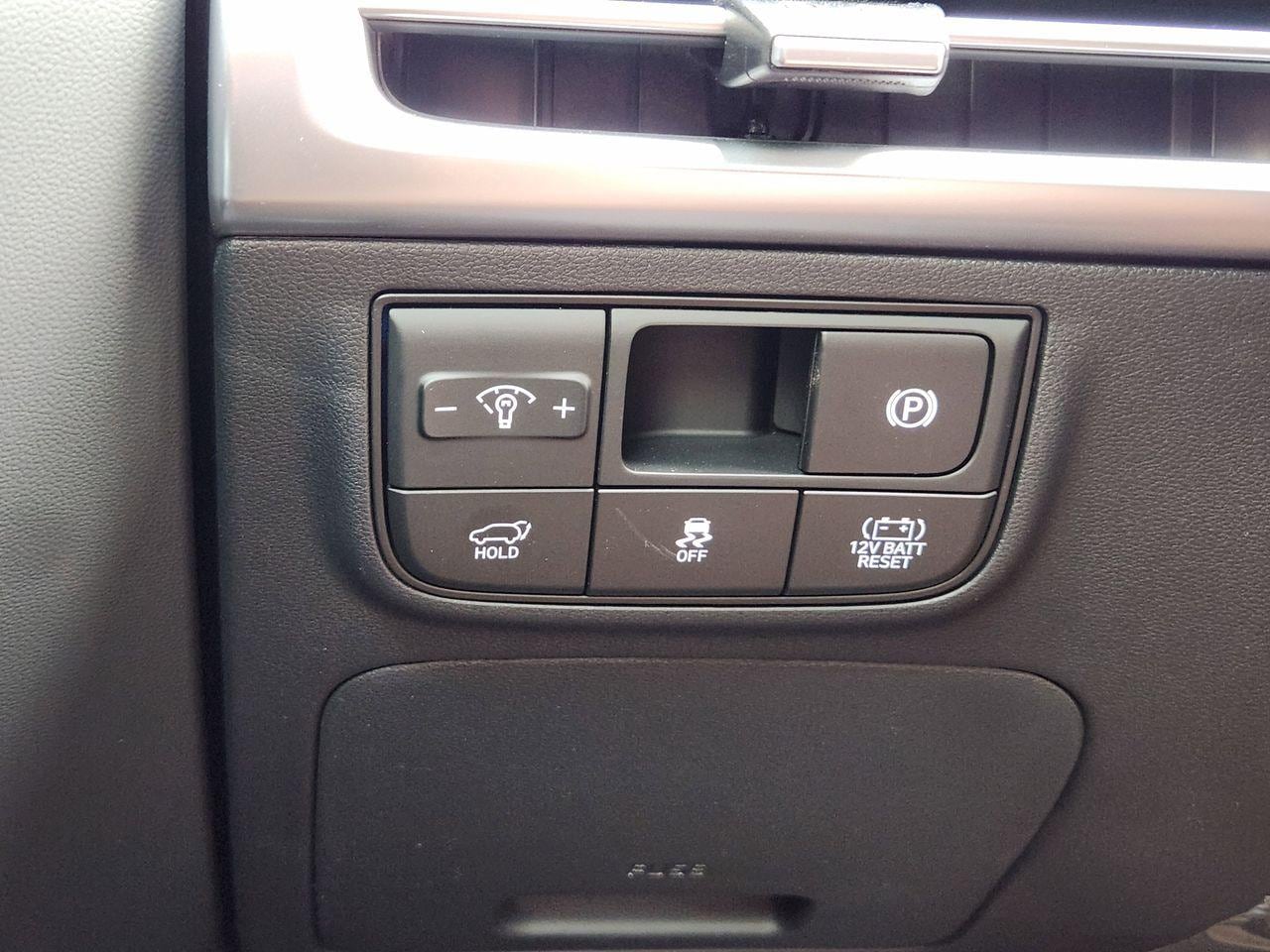 New 2026 Creamy White Pearl Hyundai Limited image 21