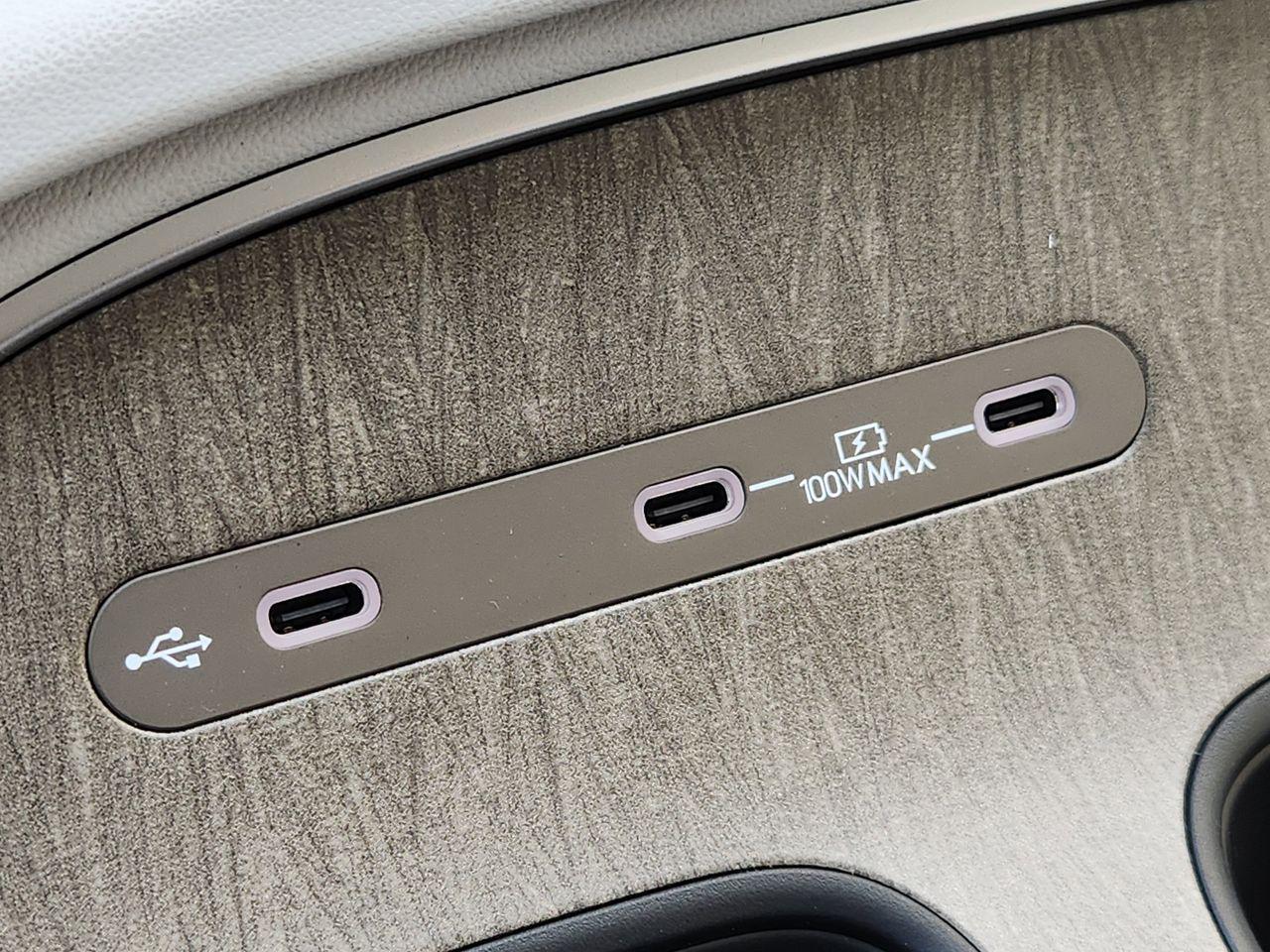 New 2026 A2B Black Hyundai SEL FWD image 19