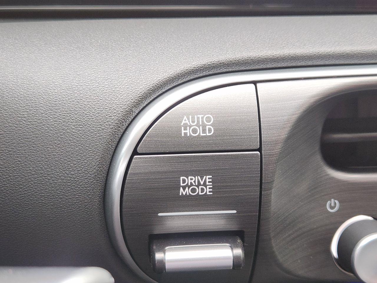 New 2026 Titan Charcoal Pearl Hyundai Limited FWD image 16