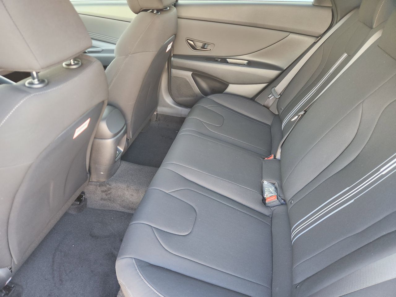 New 2026 W6H White Hyundai SEL Sport image 29