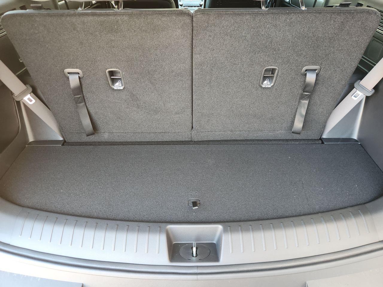 New 2027 Ecotronic Gray Hyundai SEL FWD image 30