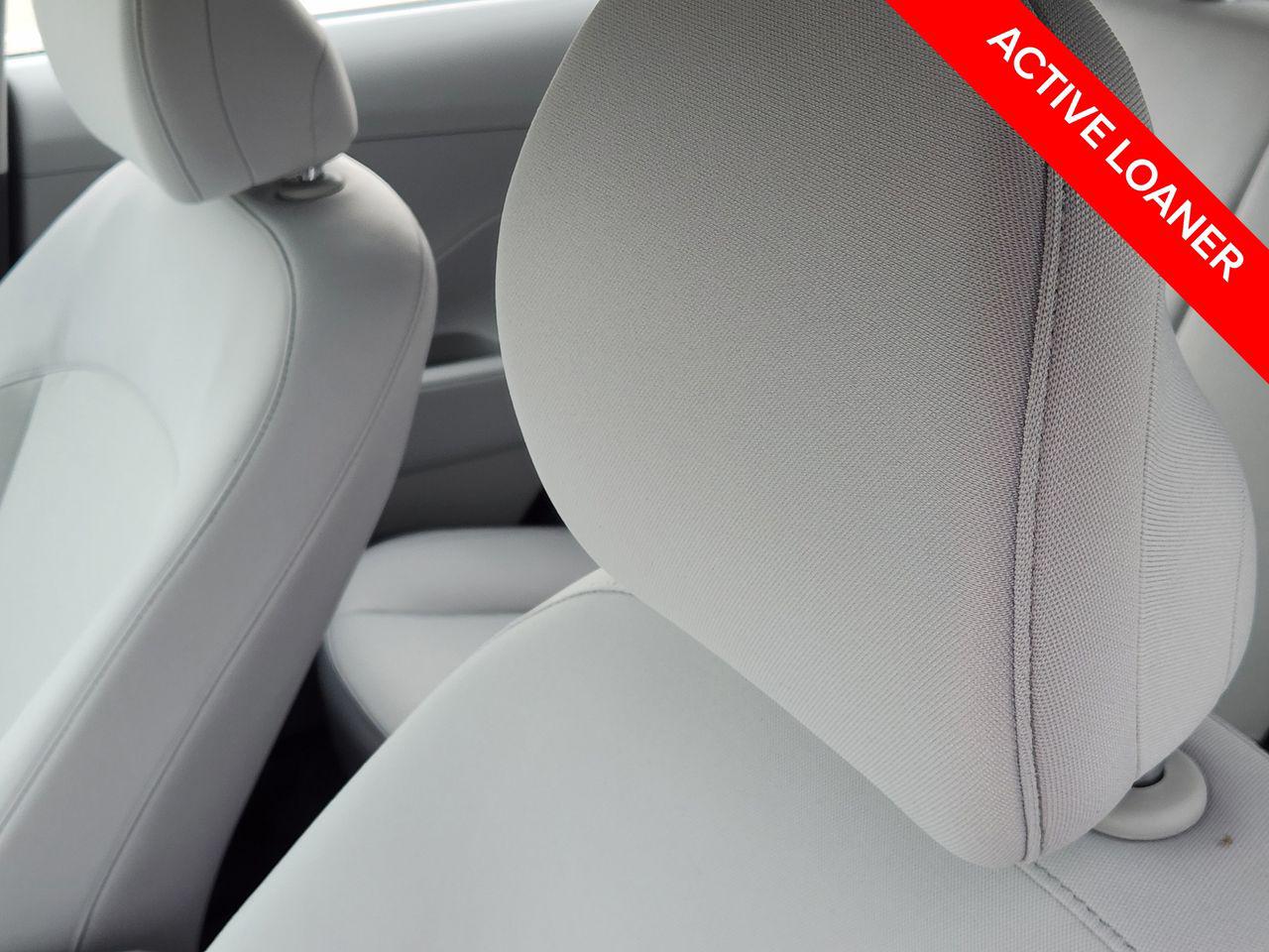 New 2026 TN6 Blue Hyundai SE FWD image 12