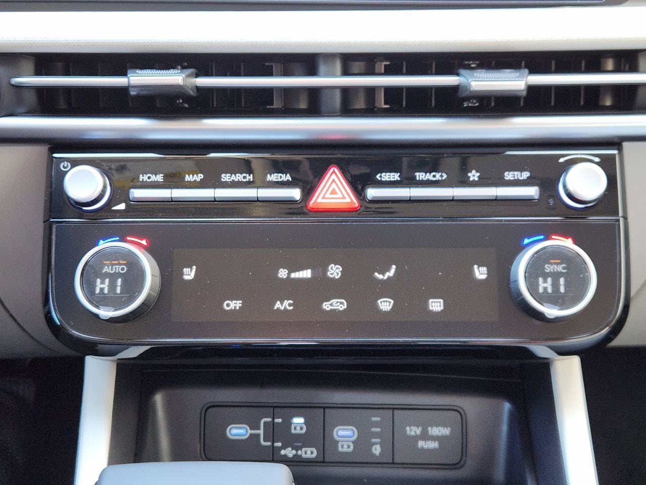 New 2026 W6H White Hyundai SEL Premium FWD image 15