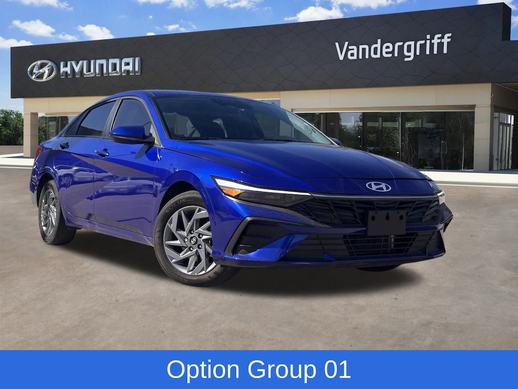 Used 2025 Hyundai Elantra Hybrid Blue Sedan