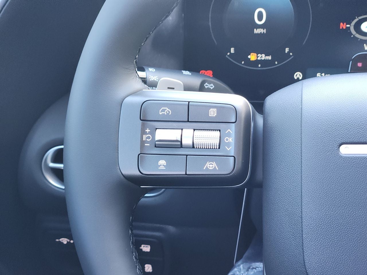 New 2026 WC9 White Hyundai SEL FWD image 25