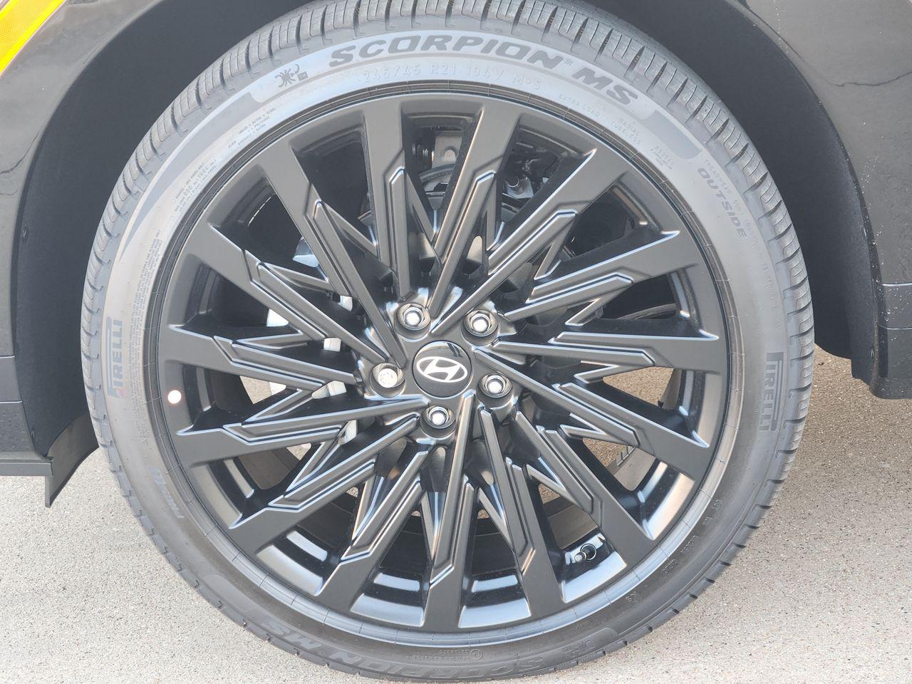 New 2027 Phantom Black Hyundai Calligraphy FWD image 7
