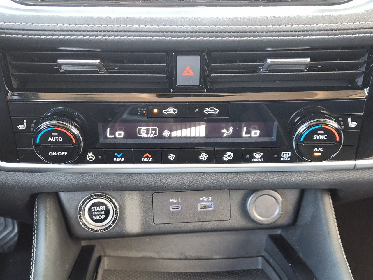 Used 2021 Boulder Gray Pearl Nissan SL image 16
