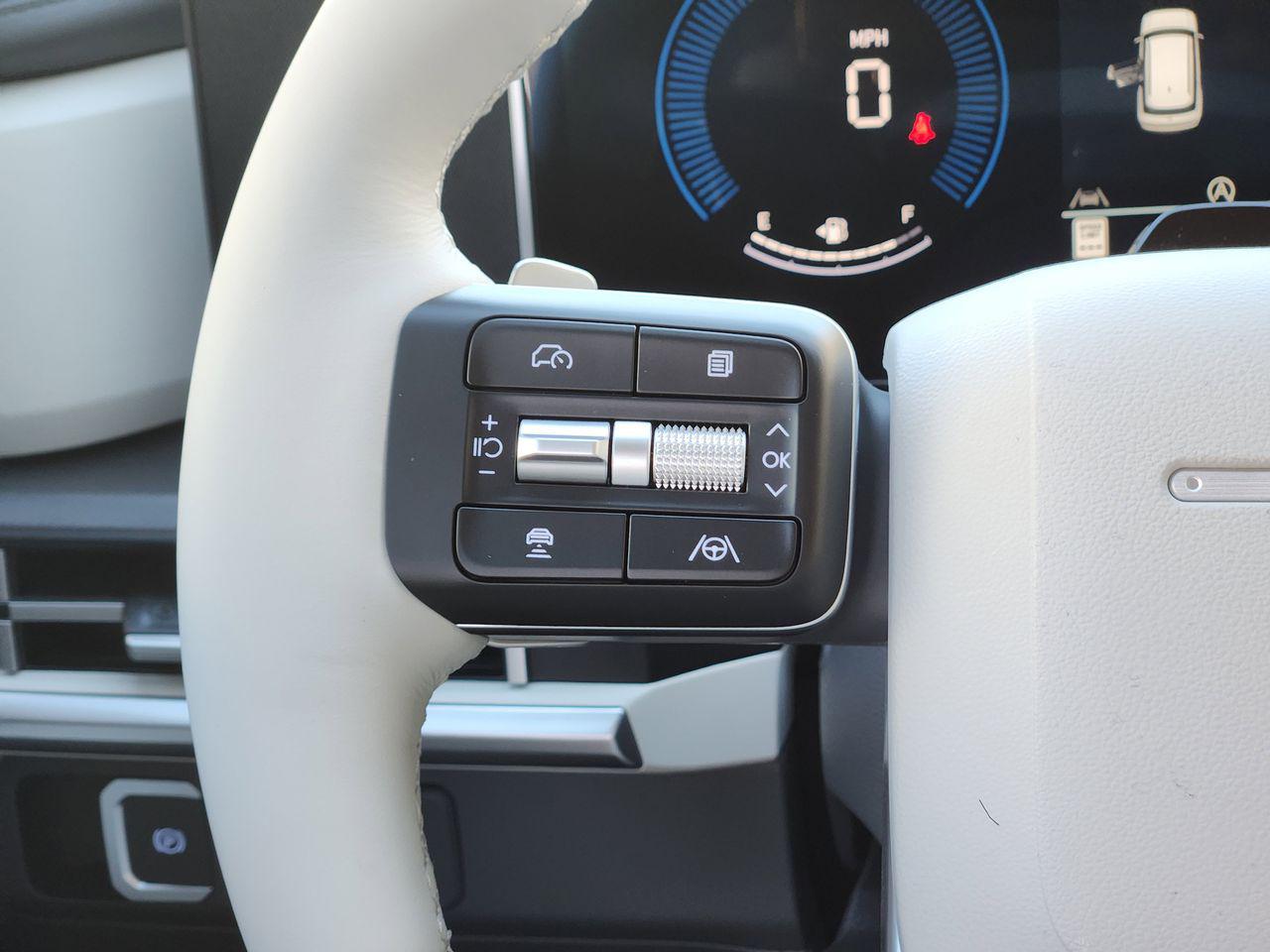 New 2026 W6H White Hyundai SEL FWD image 26