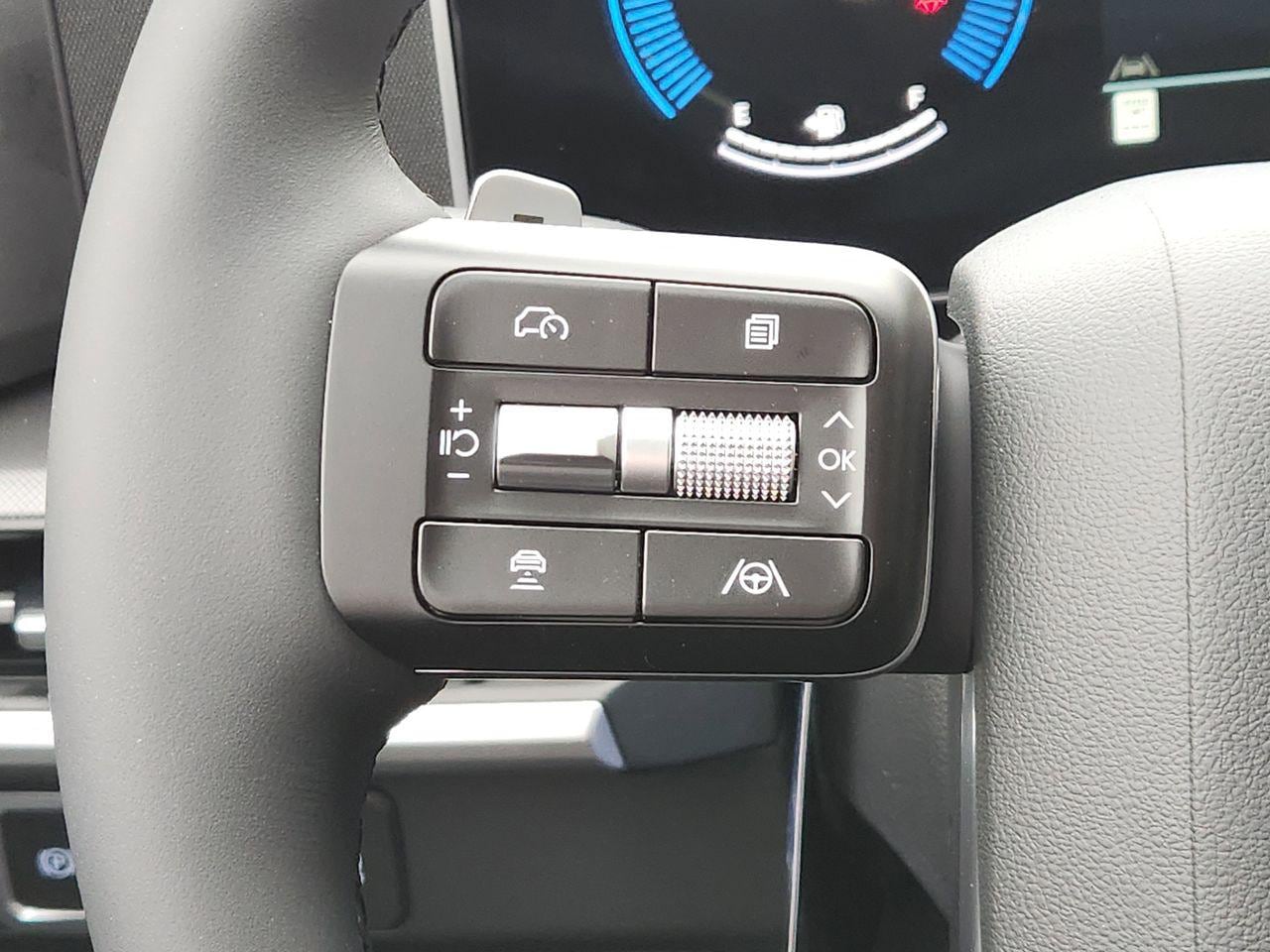 New 2026 S3B Black Hyundai SE FWD image 26