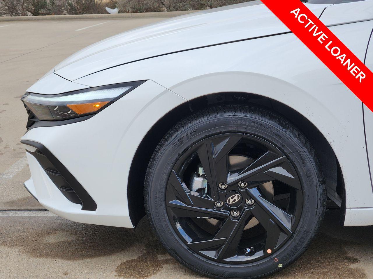 New 2026 W6H White Hyundai SEL Sport image 5