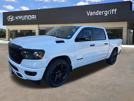 2023 Ram 1500 Big Horn/Lone Star Truck Crew Cab