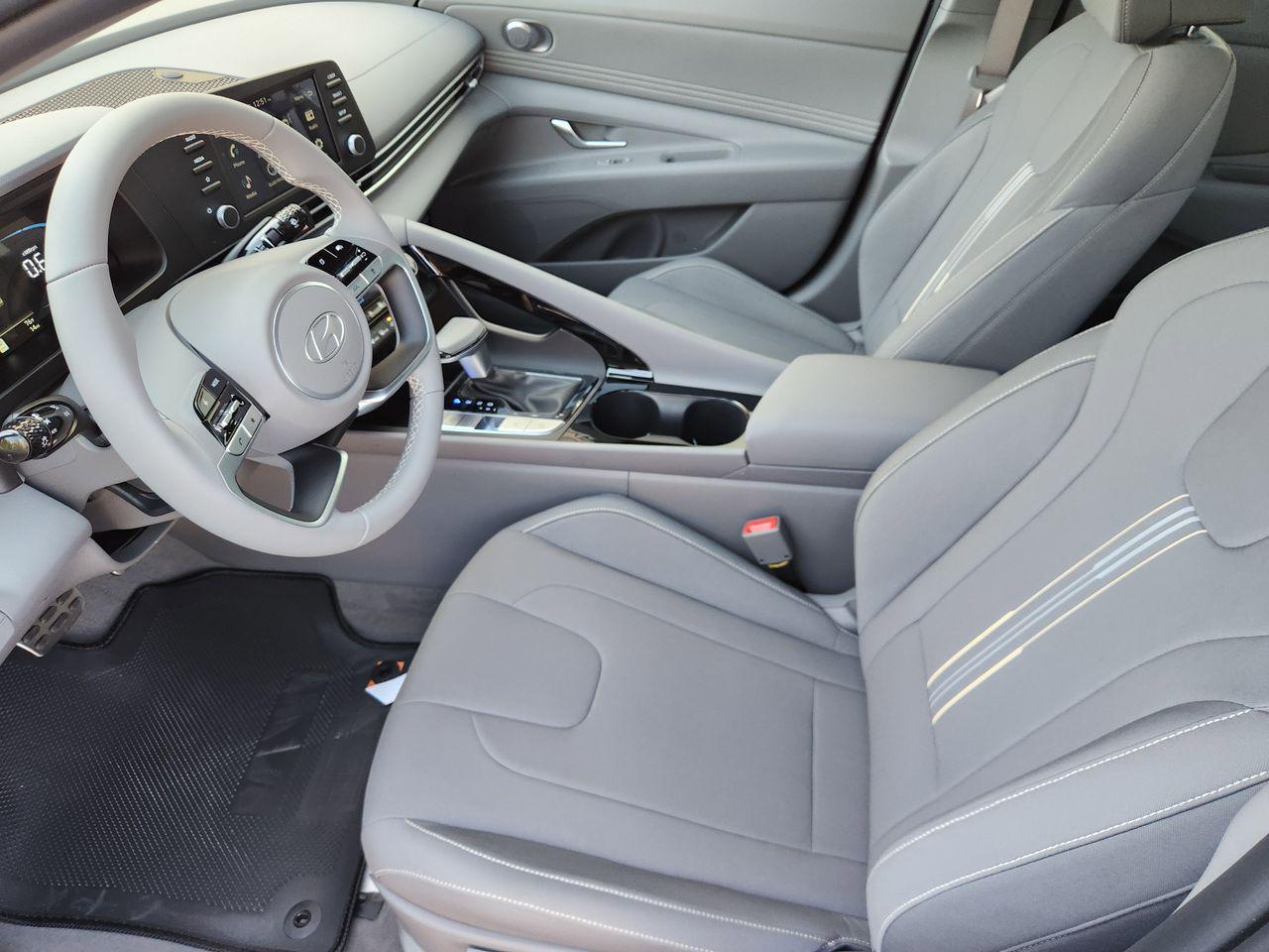 New 2026 YP5 Blue Hyundai SEL Sport Premium image 9