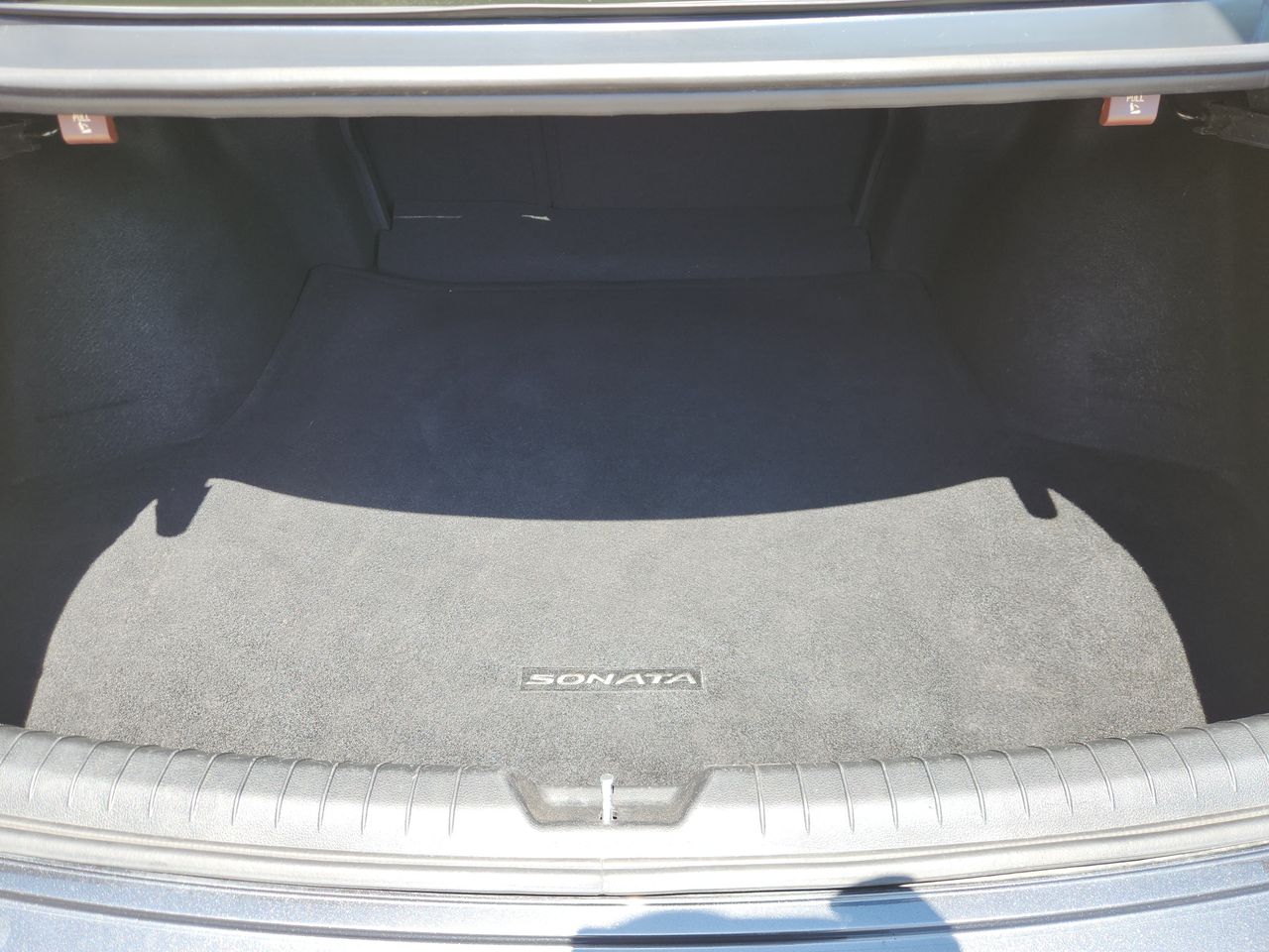 Used 2023 Portofino Gray Hyundai SEL image 31