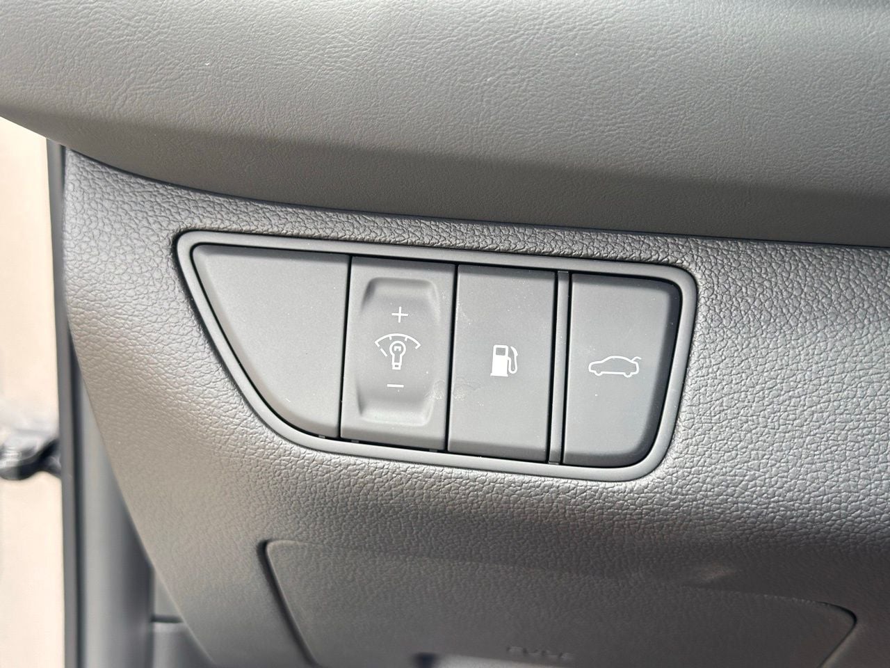 Used 2026 Savile Silver Genesis 3.3T Sport Prestige image 27