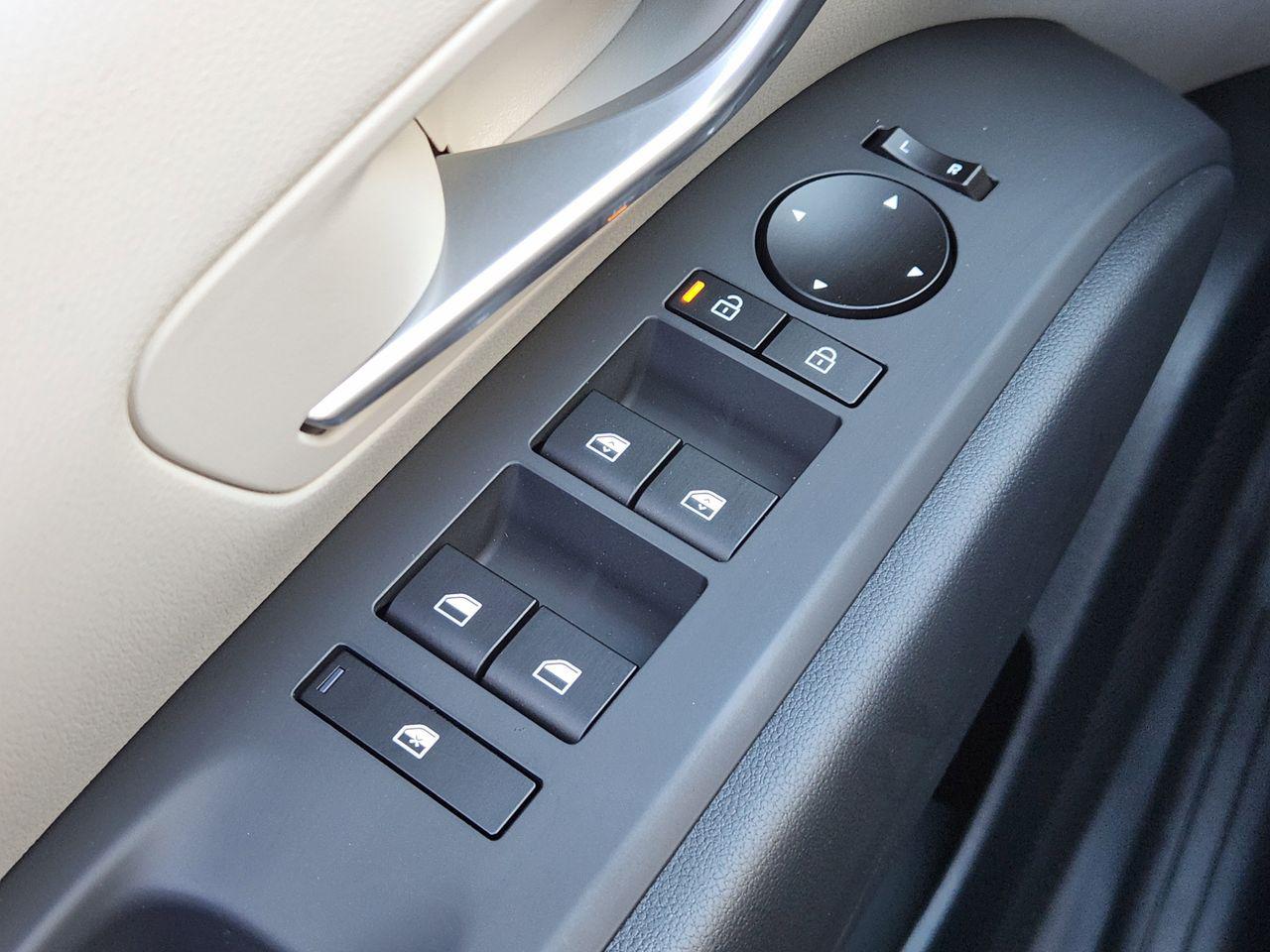 New 2026 Ecotronic Gray Hyundai SEL FWD image 21