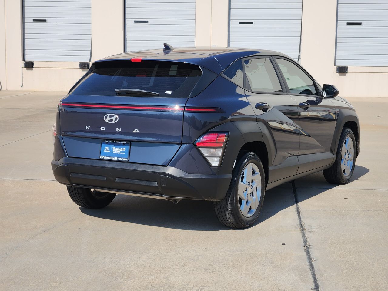 Used 2024 Denim Blue Pearl Hyundai SE image 4