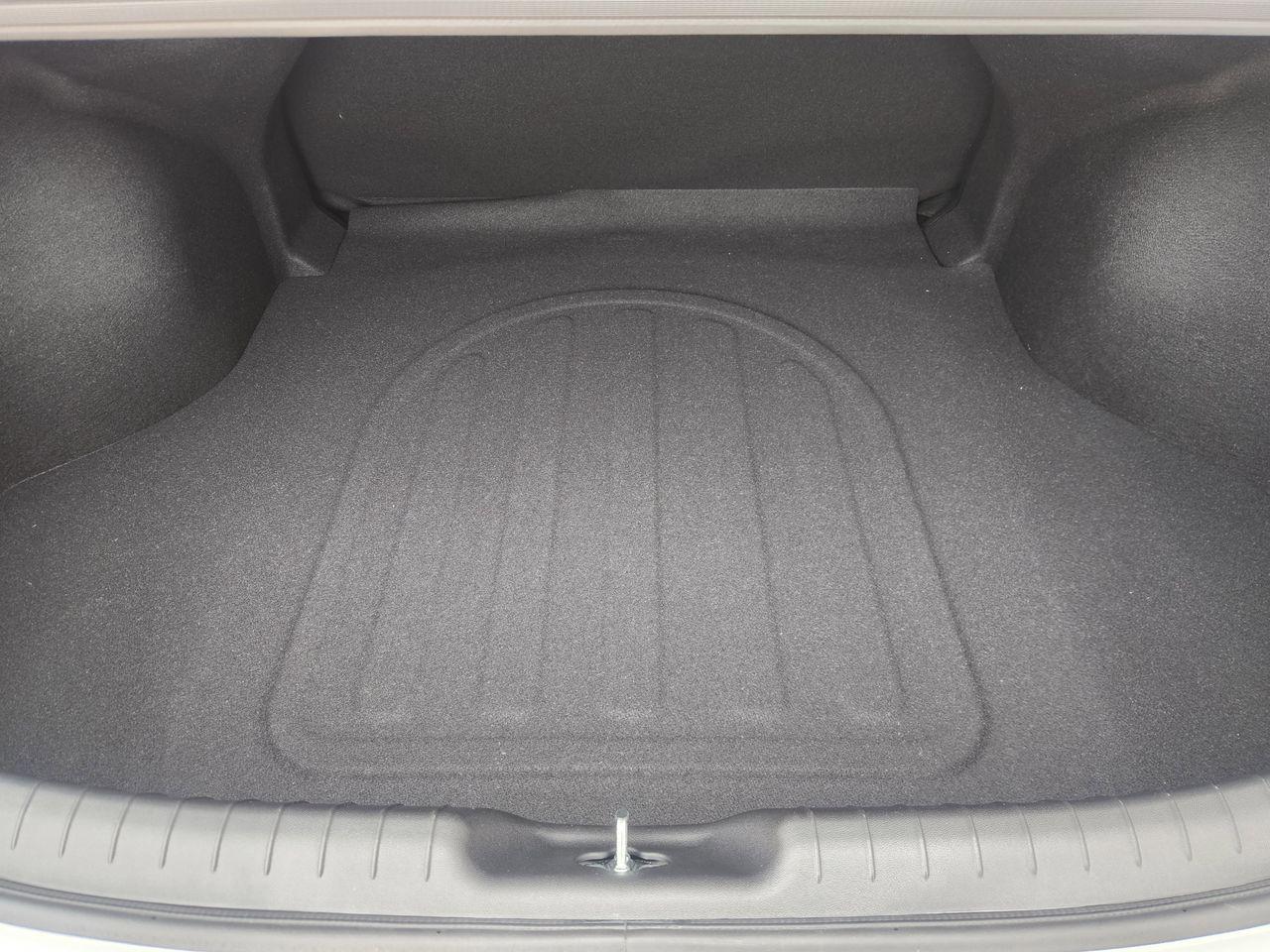 New 2026 W6H White Hyundai Blue image 31