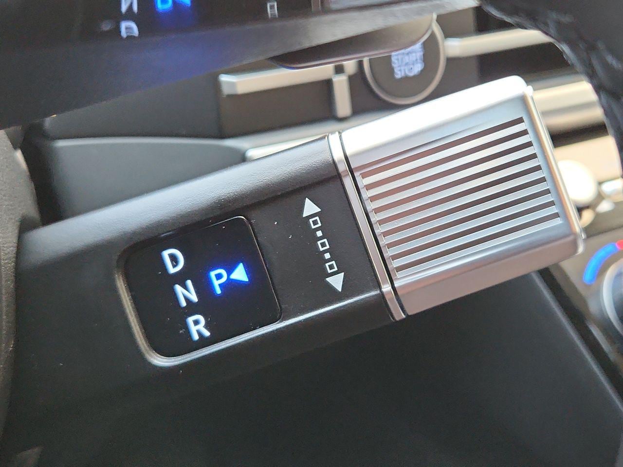 New 2027 Ecotronic Gray Hyundai SEL FWD image 25