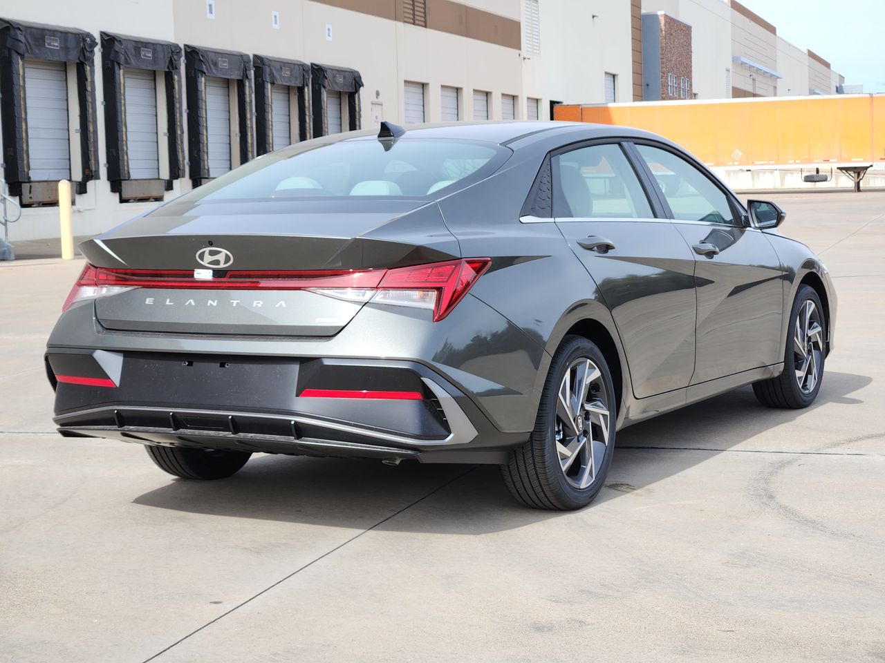 New 2026 A5G Gray Hyundai Limited image 4