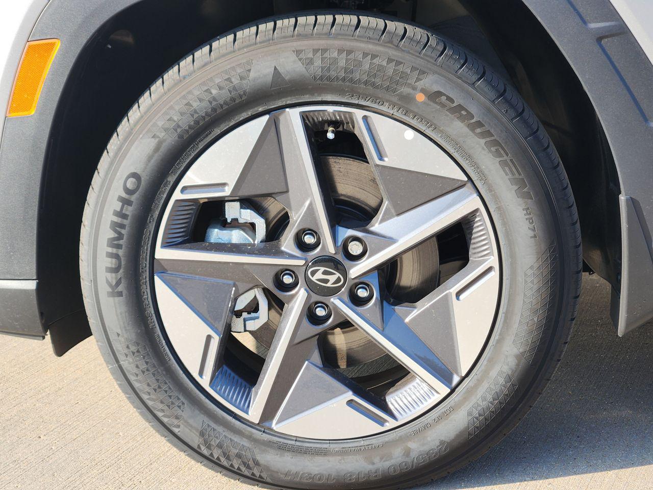 New 2026 R2T Silver Hyundai SEL FWD image 7