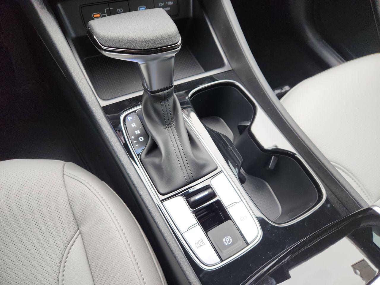 New 2026 SAW White Hyundai SEL FWD image 18