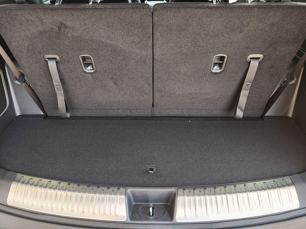 New 2026 NT2 Gray Hyundai Limited image 33