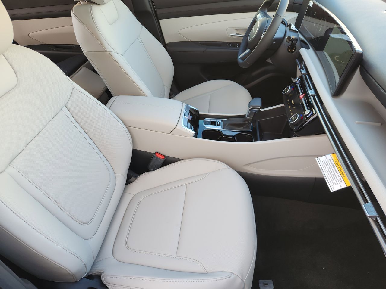 New 2026 W6H White Hyundai SEL Premium FWD image 10