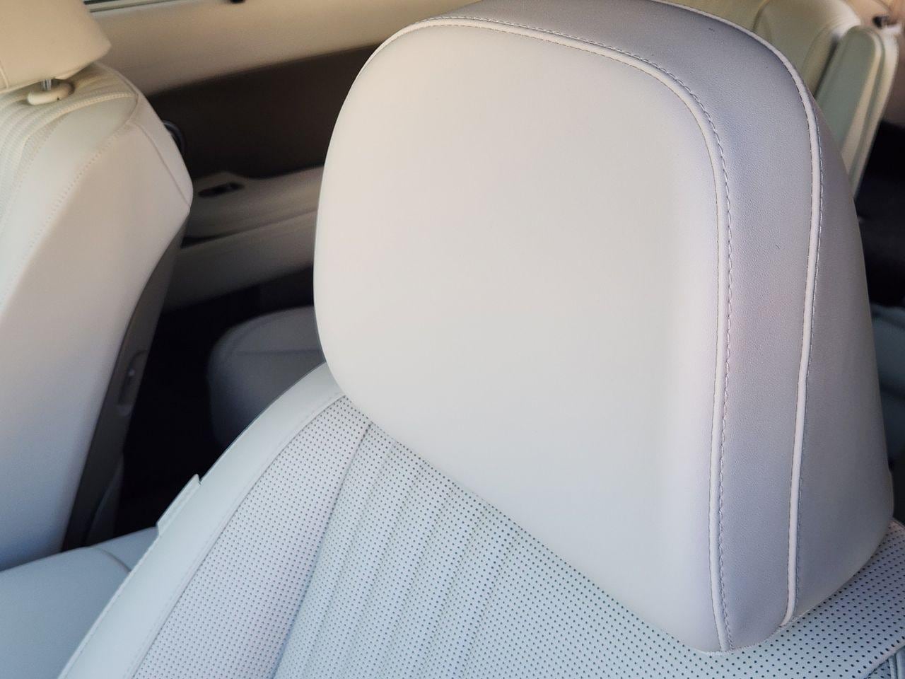 New 2026 WC9 White Hyundai SEL FWD image 11