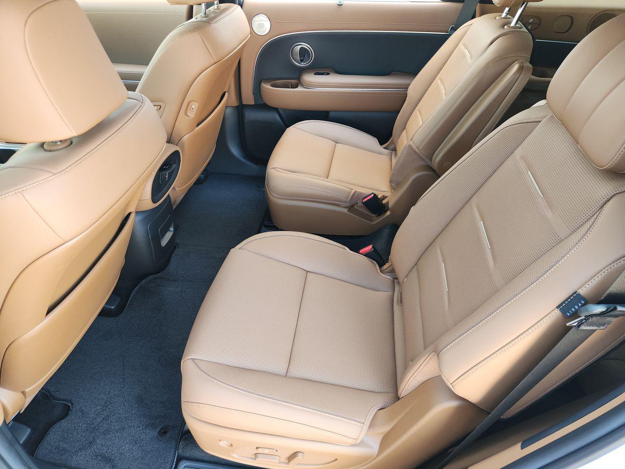 New 2027 Creamy White Pearl Hyundai Calligraphy image 30