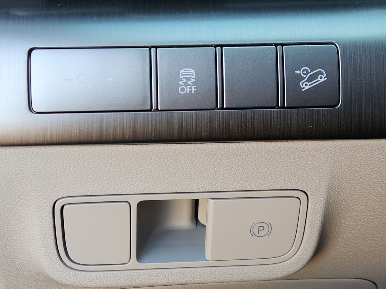 New 2026 PE2 Gray Hyundai SEL Premium FWD image 20