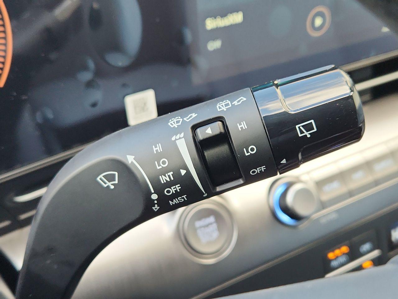 New 2026 Atlas White Hyundai SEL Sport FWD image 28