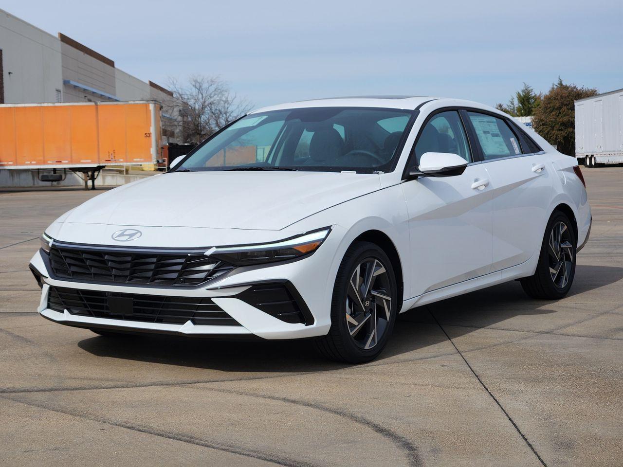 New 2026 W6H White Hyundai Limited image 2