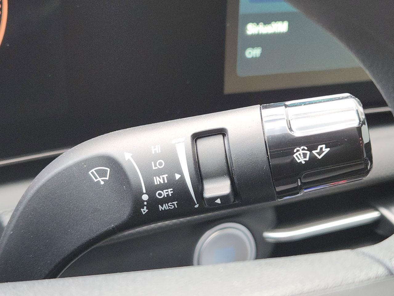 New 2026 SAW White Hyundai SEL FWD image 27