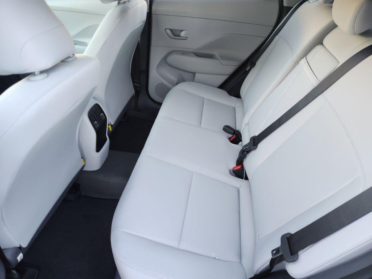 New 2026 TN6 Blue Hyundai SEL Sport FWD image 28