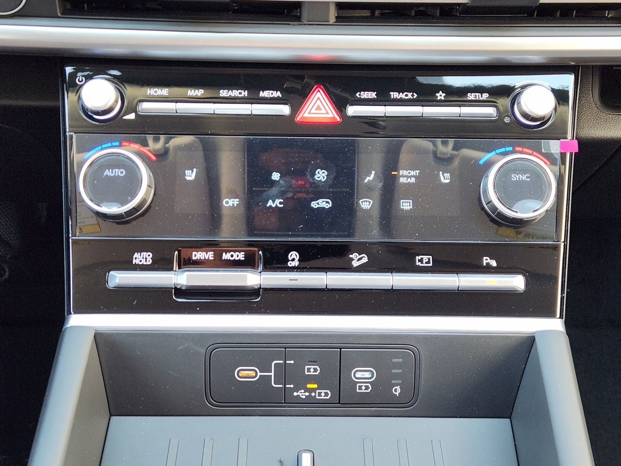 New 2026 R2P Red Hyundai SEL FWD image 15