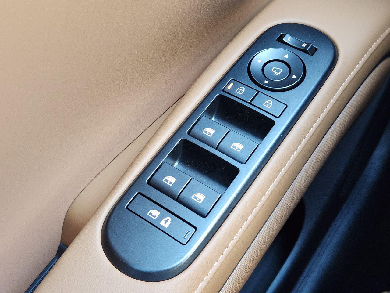 New 2026 Creamy White Pearl Hyundai Calligraphy FWD image 22