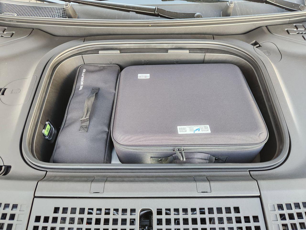 New 2026 SWP White Hyundai SEL image 32