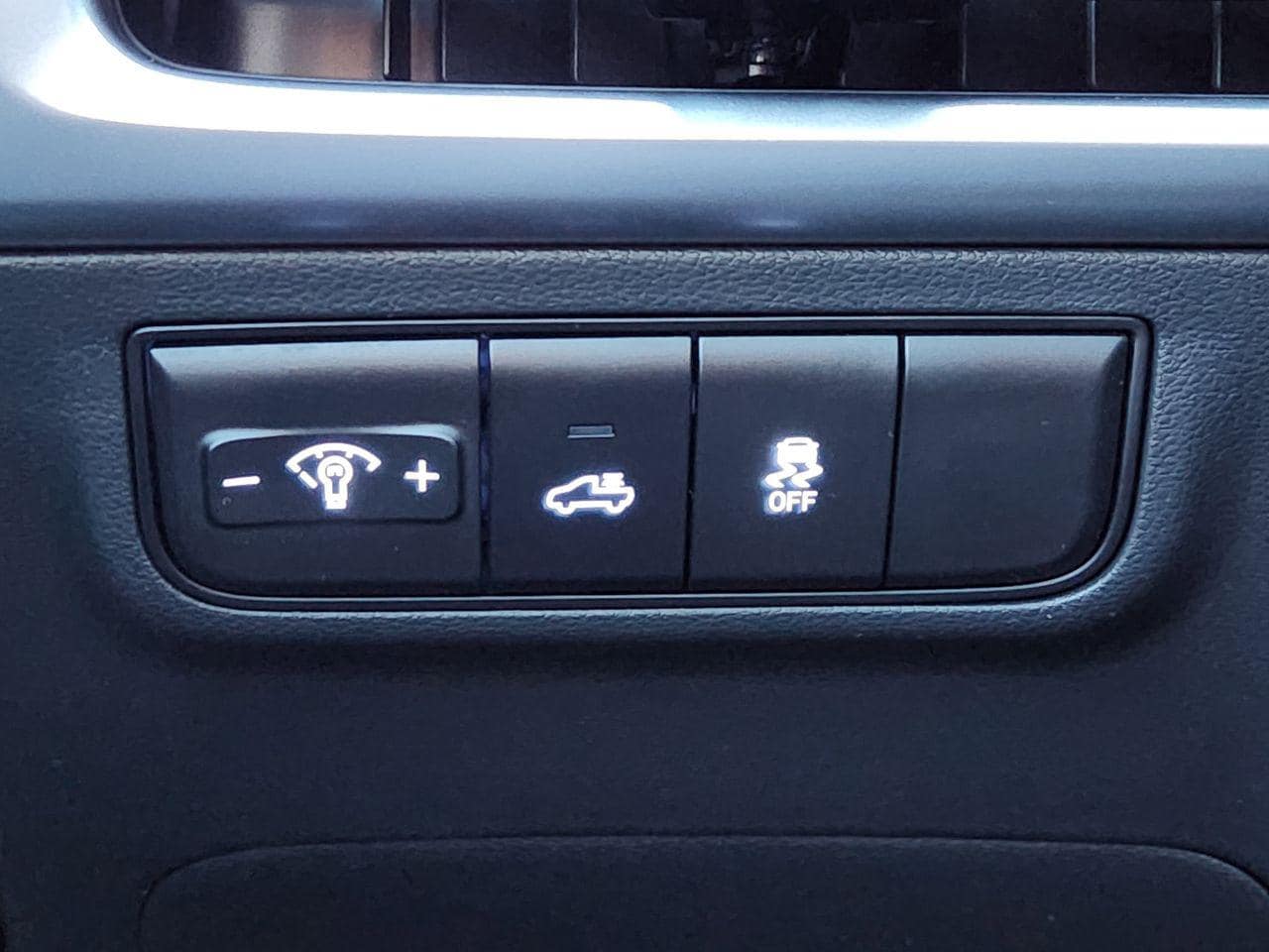 New 2026 NT2 Gray Hyundai SEL Activity FWD image 20