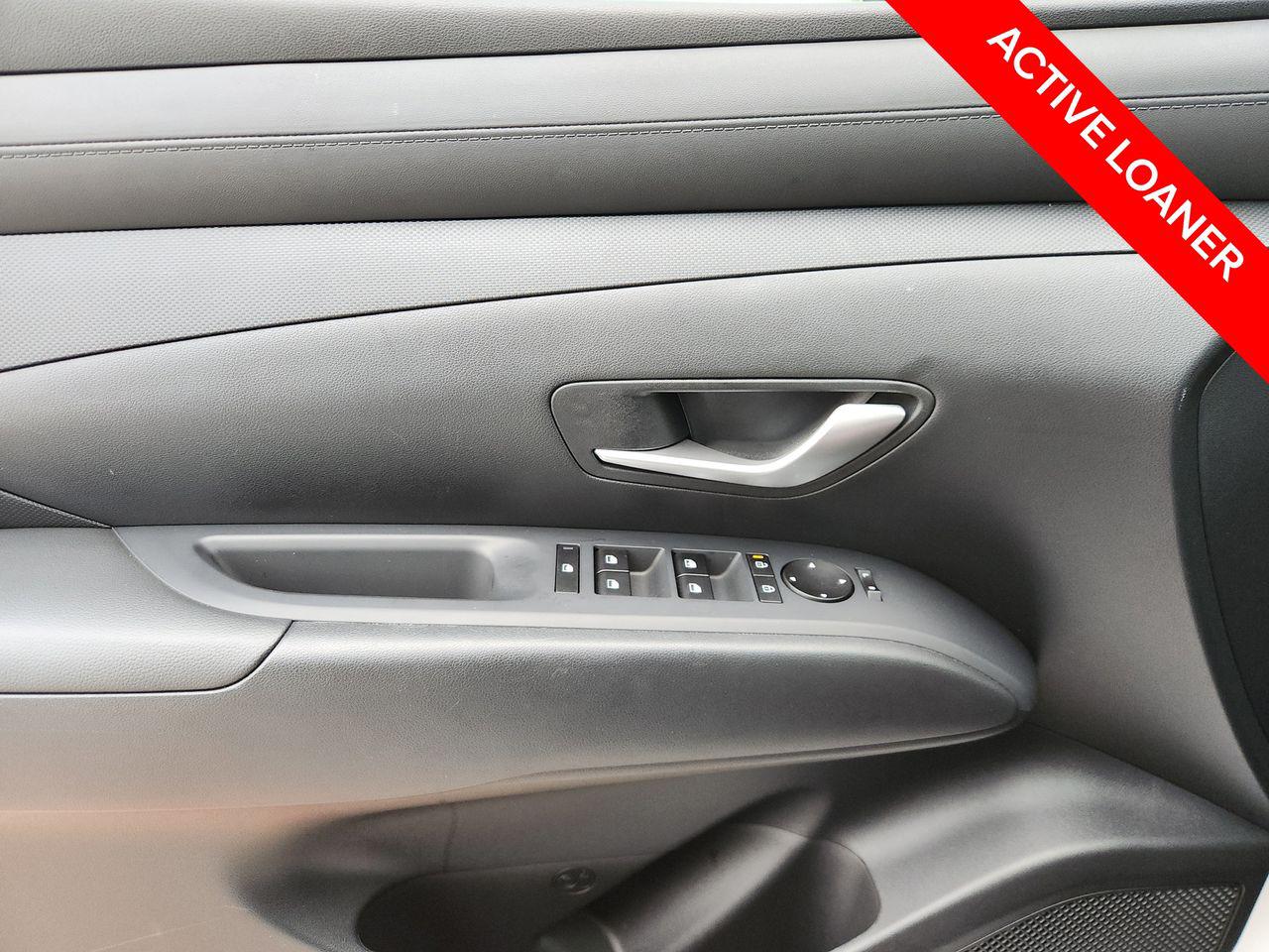 New 2026 SAW White Hyundai SE FWD image 23