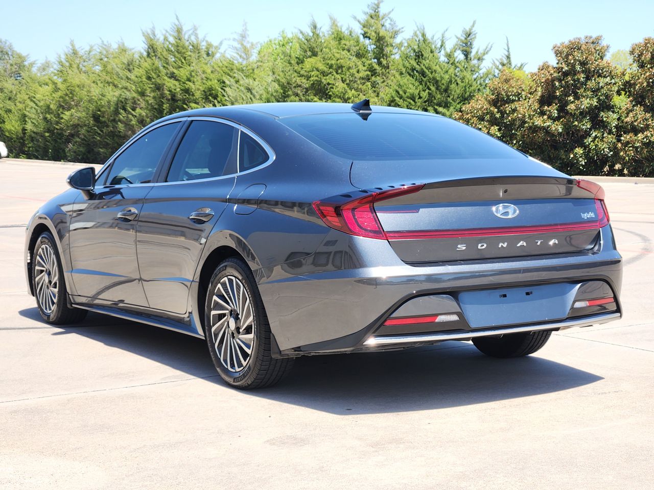 Used 2023 Portofino Gray Hyundai SEL image 3