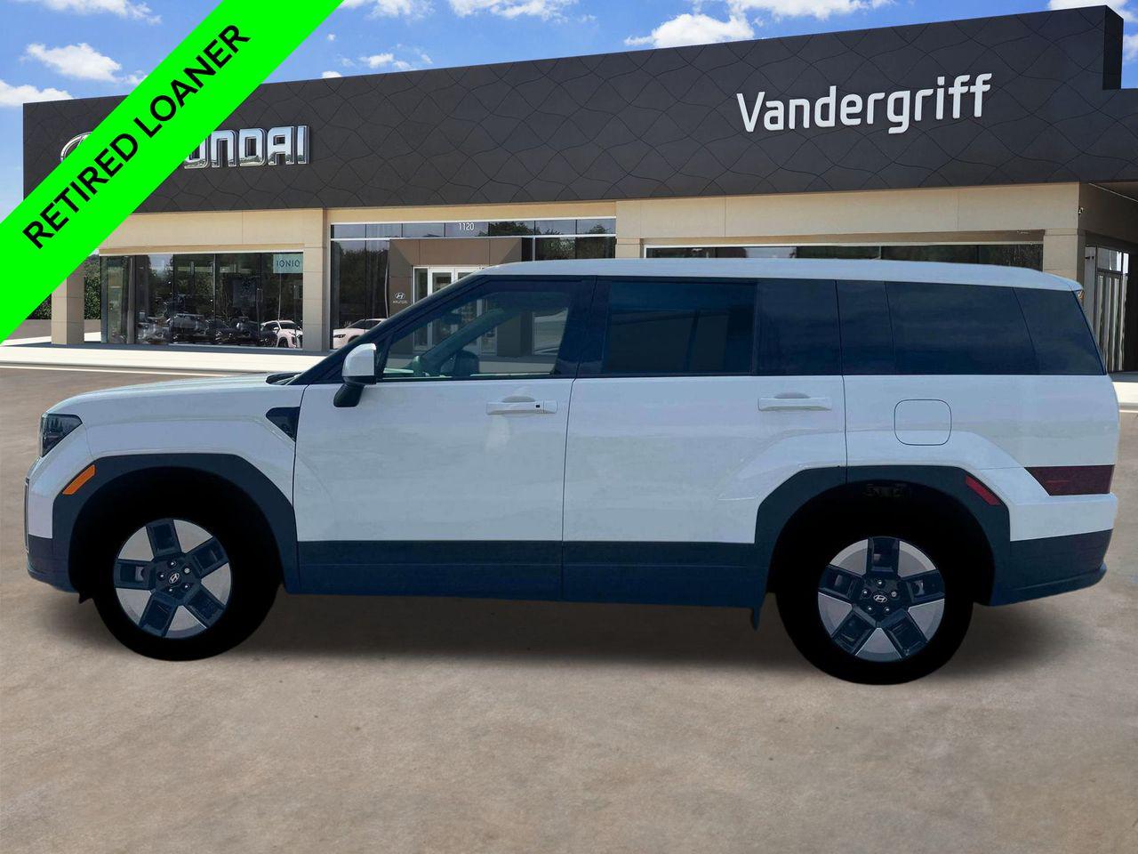 New 2026 W6H White Hyundai SE image 3