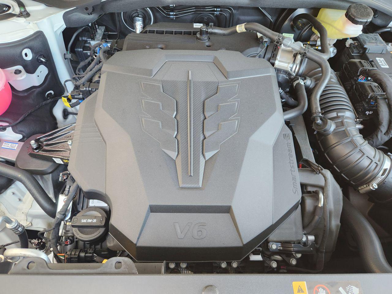 New 2026 WC9 White Hyundai Calligraphy FWD image 31