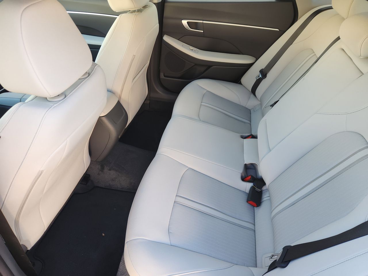 New 2026 T4A Silver Hyundai SEL Sport image 29