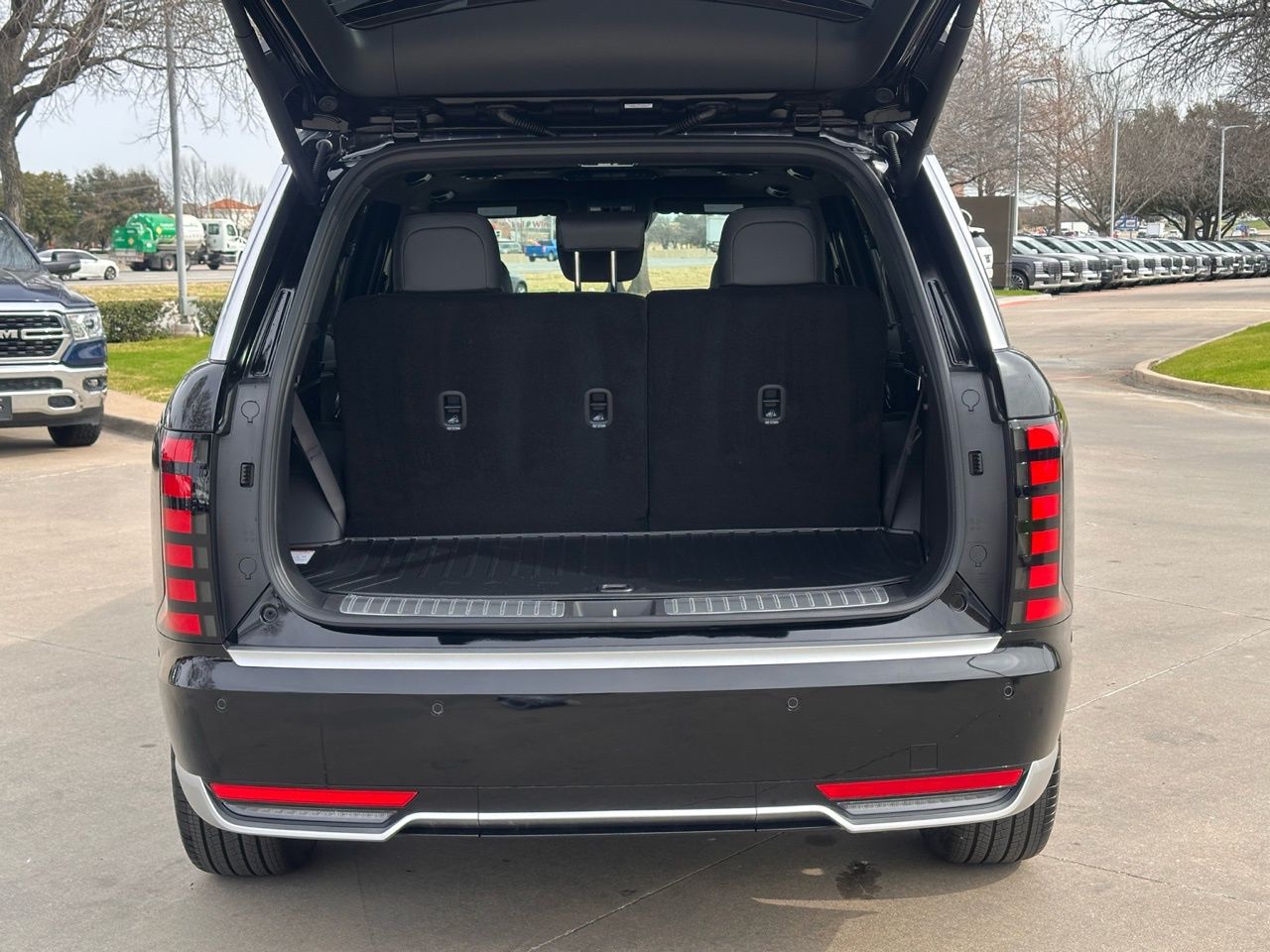 Certified Used 2026 Abyss Black Pearl Hyundai Calligraphy image 17