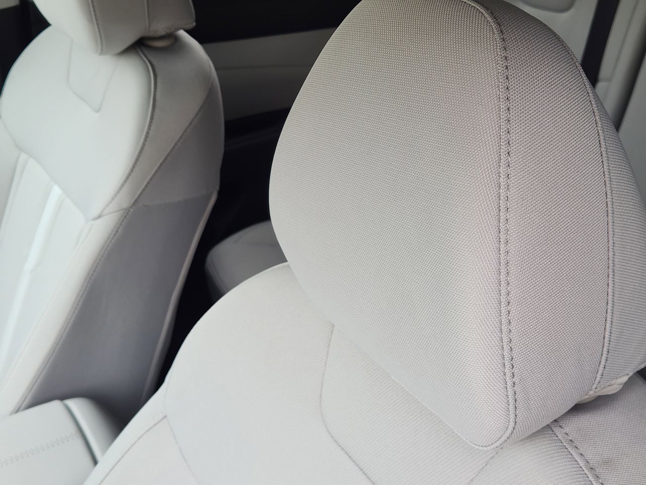 New 2026 W6H White Hyundai SEL FWD image 11